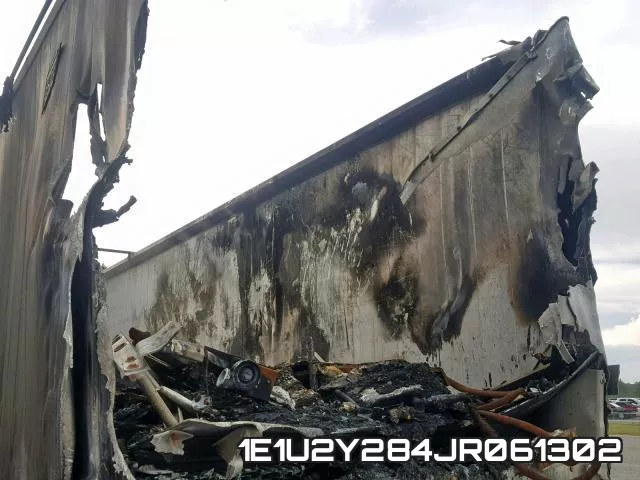 1E1U2Y284JR061302 фото 2
