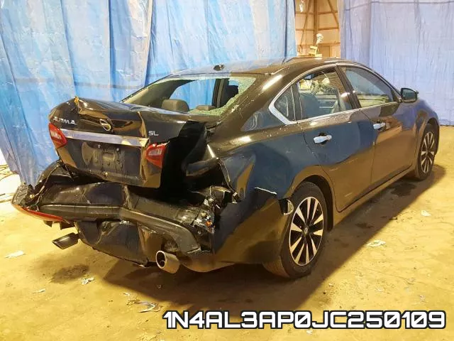 1N4AL3AP0JC250109 фото 4