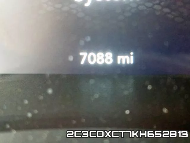 2C3CDXCT7KH652813 фото 9