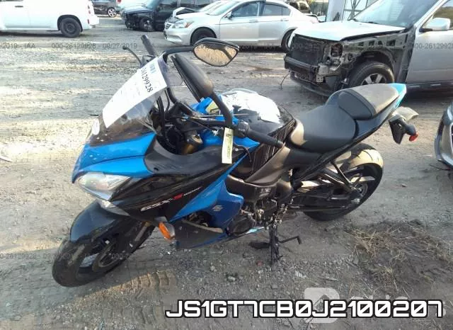 JS1GT7CB0J2100207 фото 2