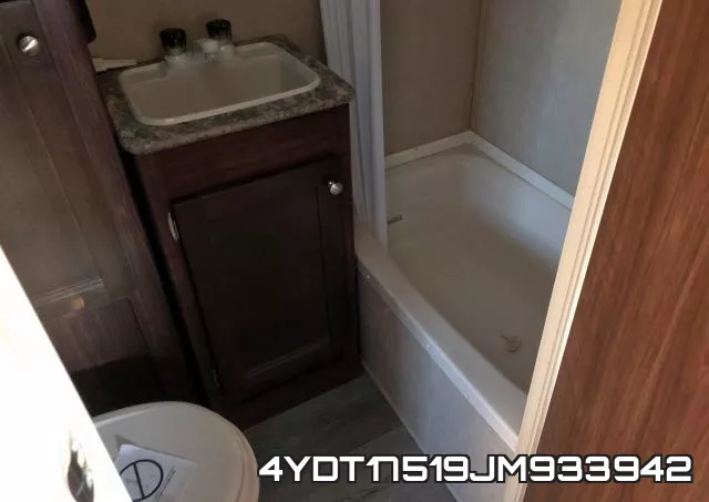 4YDT17519JM933942 фото 9
