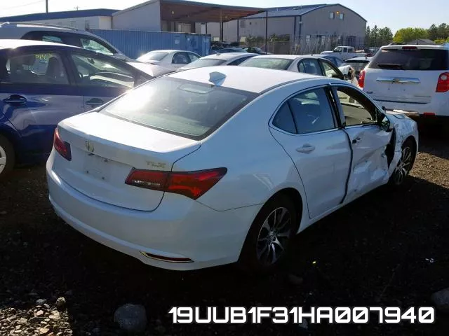 19UUB1F31HA007940 фото 3