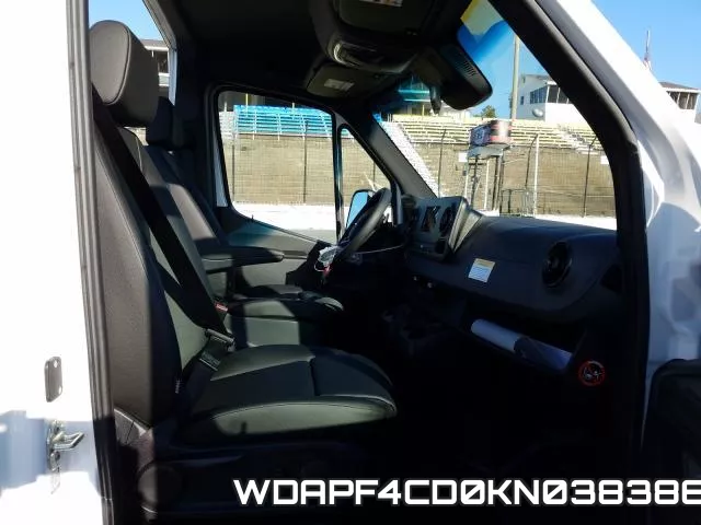 WDAPF4CD0KN038386 фото 6