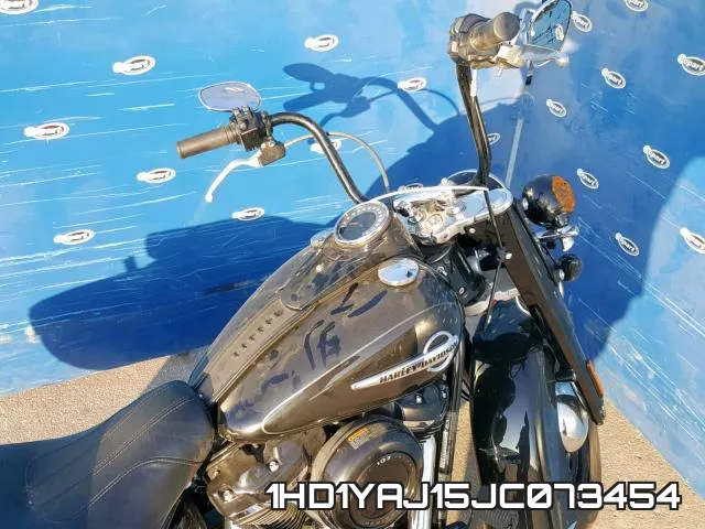 1HD1YAJ15JC073454 фото 5