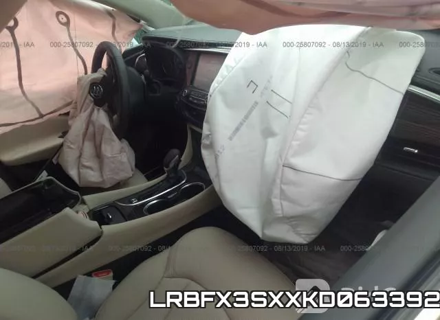 LRBFX3SXXKD063392 фото 4