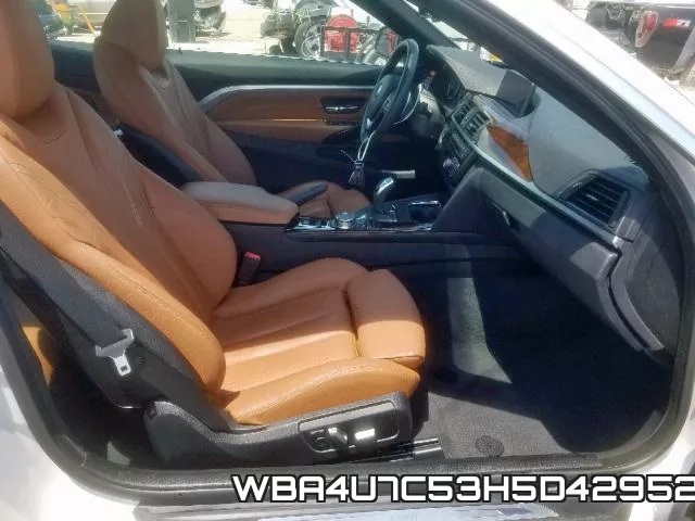 WBA4U7C53H5D42952 фото 6