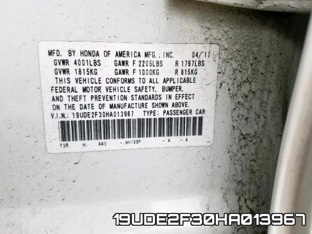19UDE2F30HA013967 фото 2