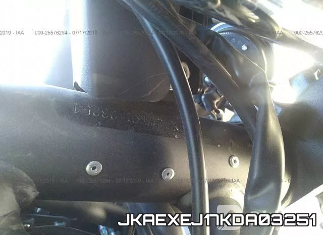 JKAEXEJ17KDA03251 фото 2
