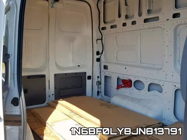 1N6BF0LY8JN813791 фото 6