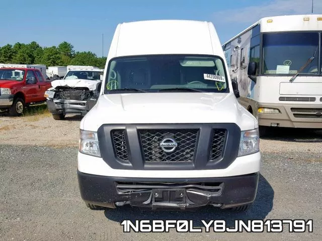 1N6BF0LY8JN813791 фото 9
