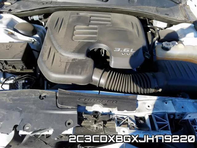 2C3CDXBGXJH179220 фото 8