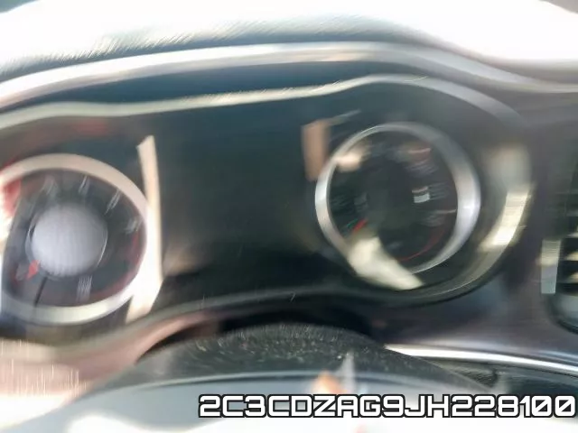 2C3CDZAG9JH228100 фото 8
