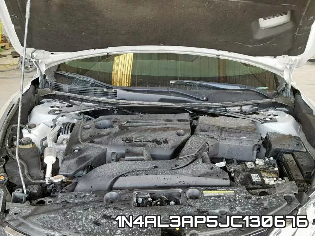 1N4AL3AP5JC130676 фото 8
