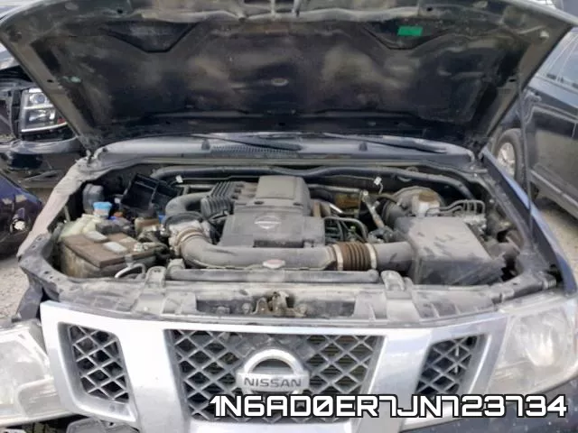 1N6AD0ER7JN723734 фото 8