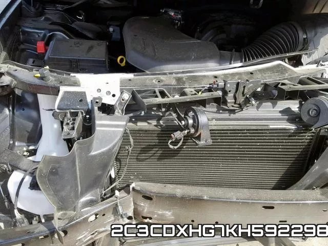 2C3CDXHG7KH592298 фото 8