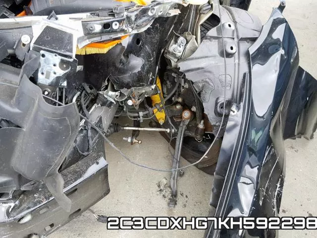 2C3CDXHG7KH592298 фото 9