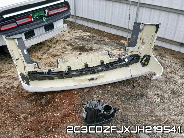2C3CDZFJXJH219541 фото 8