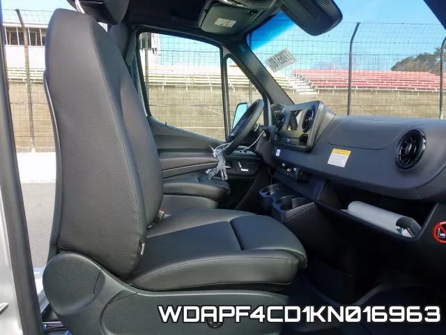 WDAPF4CD1KN016963 фото 6