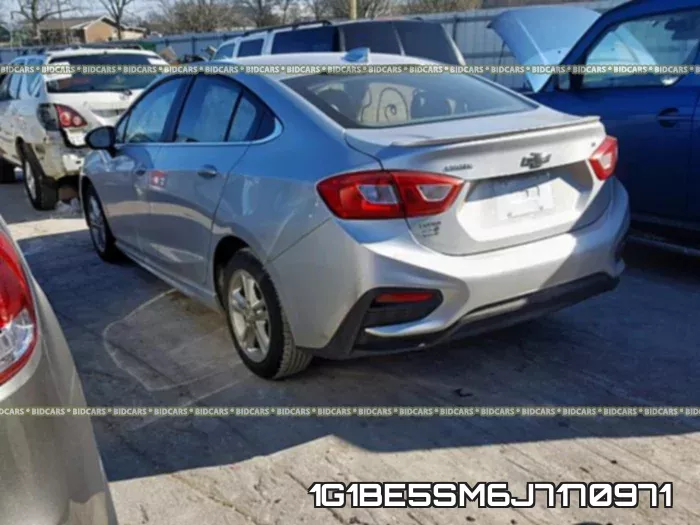 1G1BE5SM6J7170971 фото 4