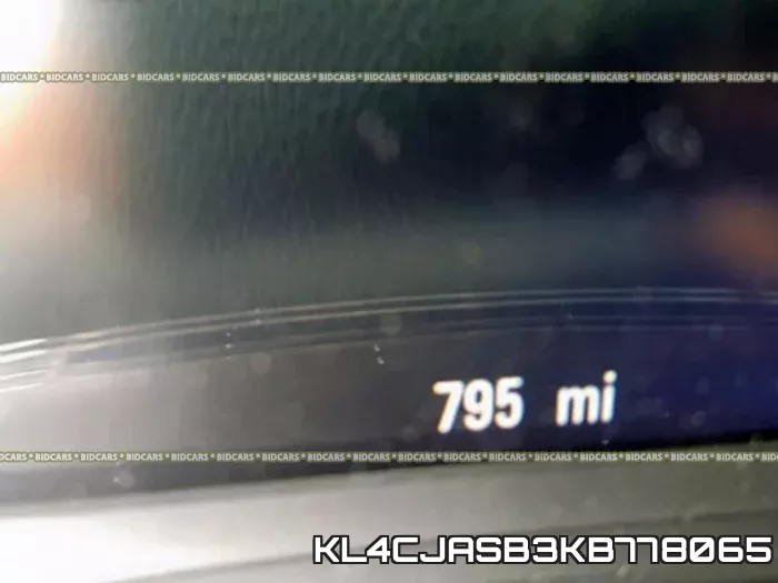 KL4CJASB3KB778065 фото 9