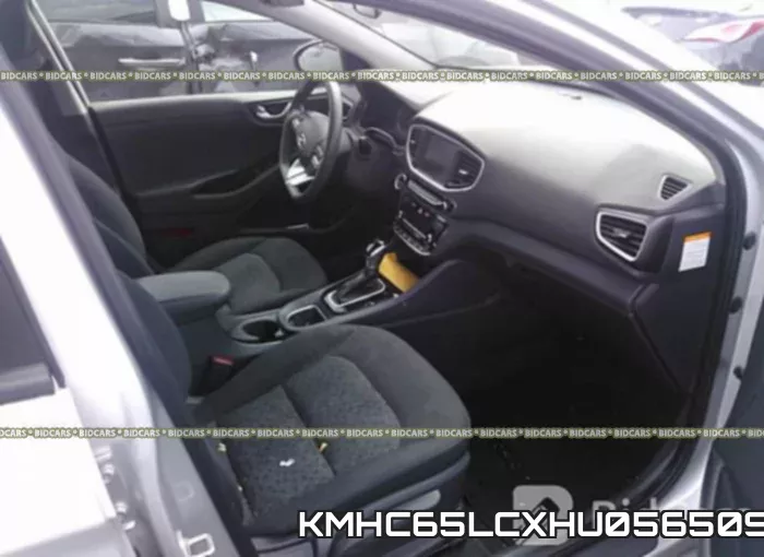 KMHC65LCXHU056509 фото 6