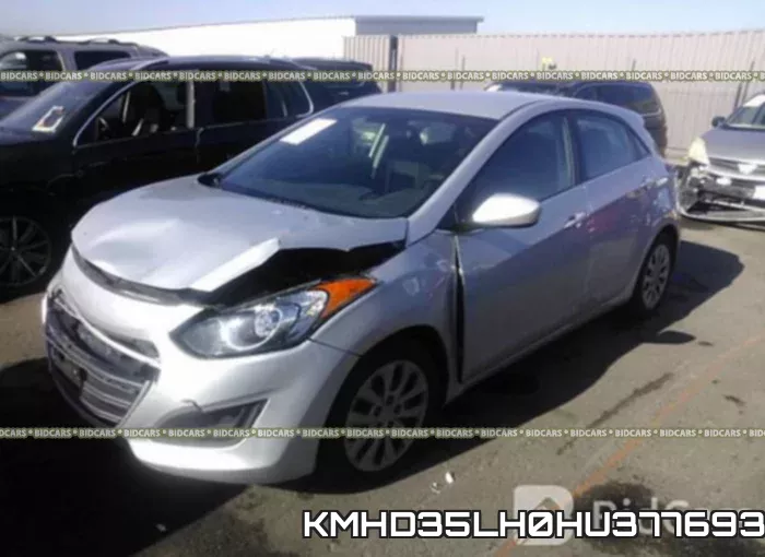 KMHD35LH0HU377693 фото 3