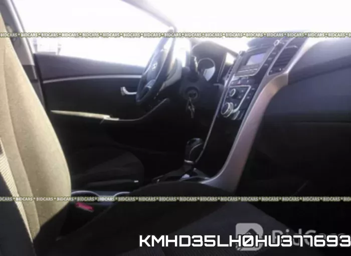 KMHD35LH0HU377693 фото 6