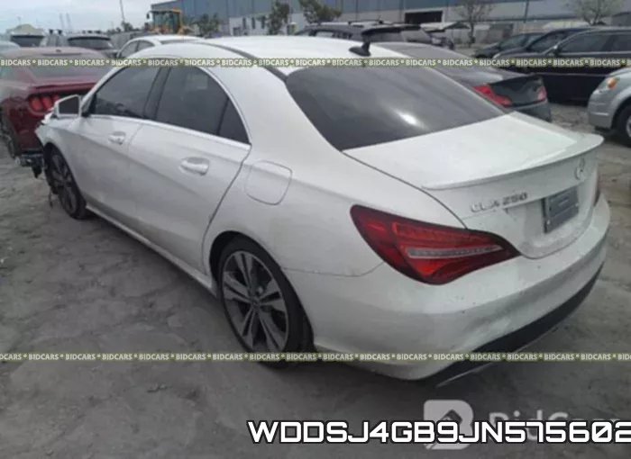 WDDSJ4GB9JN575602 фото 4