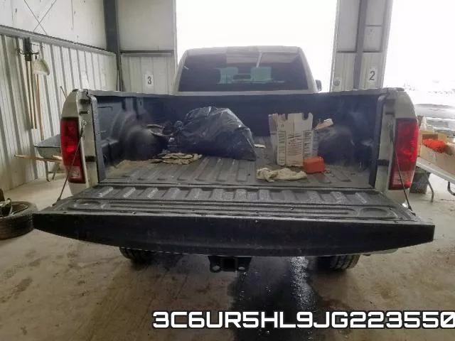 3C6UR5HL9JG223550 фото 9