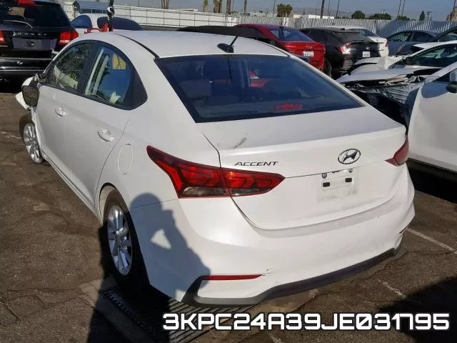 3KPC24A39JE031795 фото 4