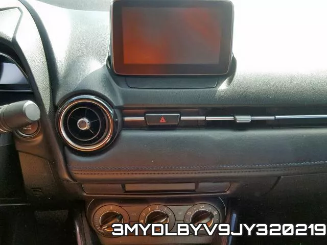 3MYDLBYV9JY320219 фото 9