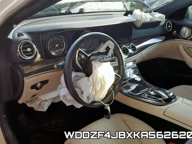 WDDZF4JBXKA562620 фото 9