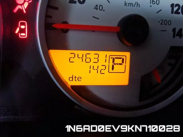 1N6AD0EV9KN710028 фото 8