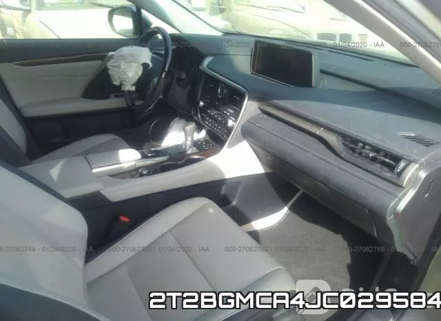 2T2BGMCA4JC029584 фото 5