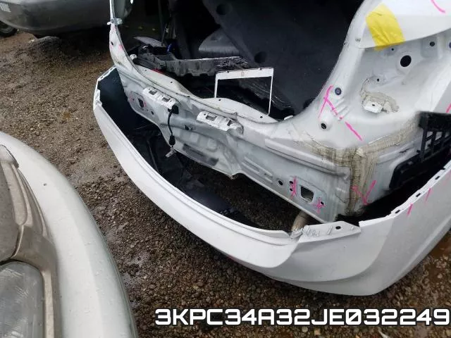 3KPC34A32JE032249 фото 7