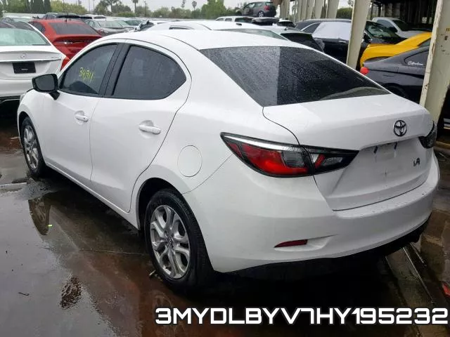 3MYDLBYV7HY195232 фото 3