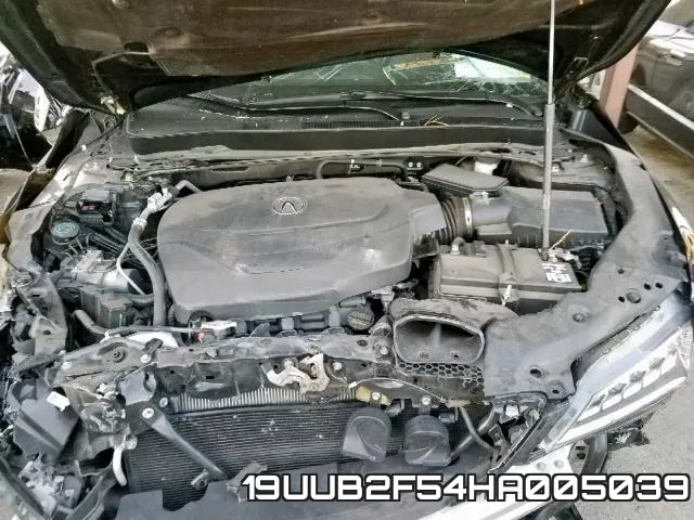 19UUB2F54HA005039 фото 7