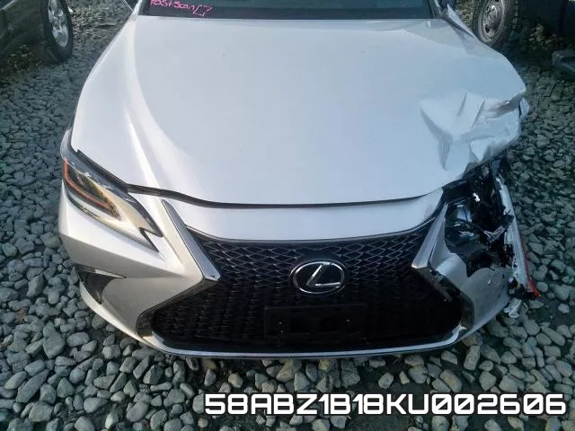 58ABZ1B18KU002606 фото 7