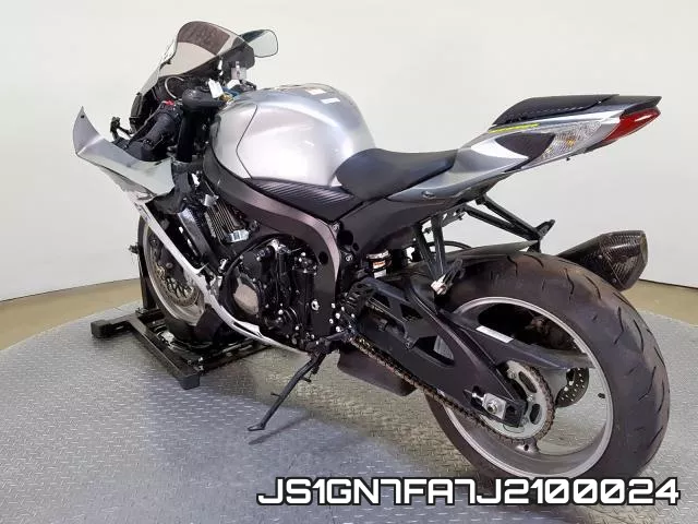 JS1GN7FA7J2100024 фото 4