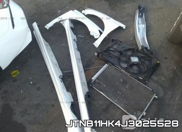 JTNB11HK4J3025528 фото 7