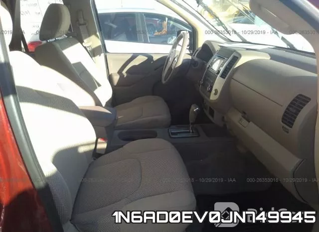 1N6AD0EV0JN749945 фото 4