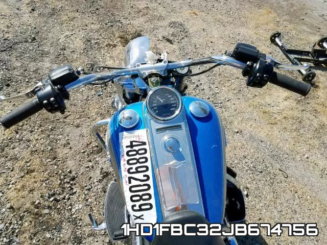 1HD1FBC32JB674756 фото 4