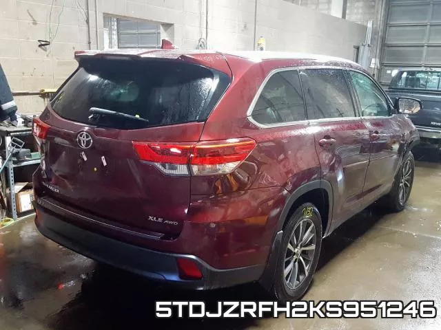 5TDJZRFH2KS951246 фото 4