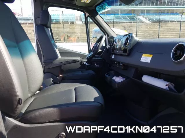 WDAPF4CD1KN047257 фото 6