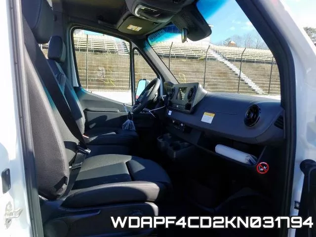 WDAPF4CD2KN031794 фото 4