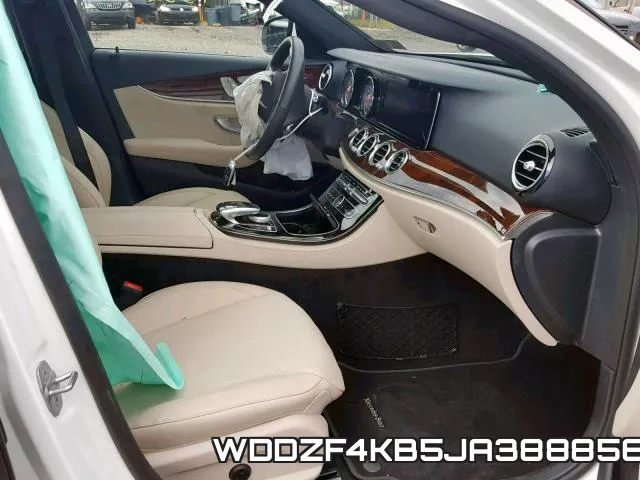 WDDZF4KB5JA388856 фото 6