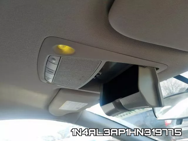 1N4AL3AP1HN319775 фото 2