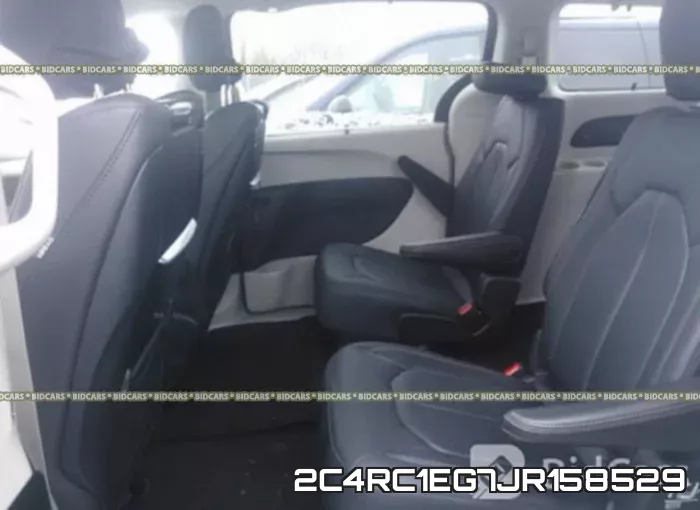 2C4RC1EG7JR158529 фото 9