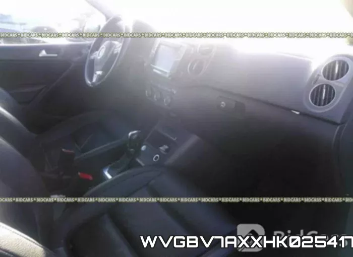 WVGBV7AXXHK025417 фото 6