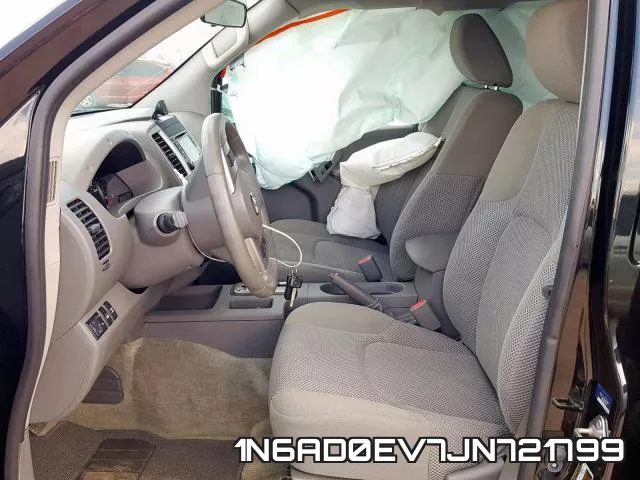 1N6AD0EV7JN721799 фото 6